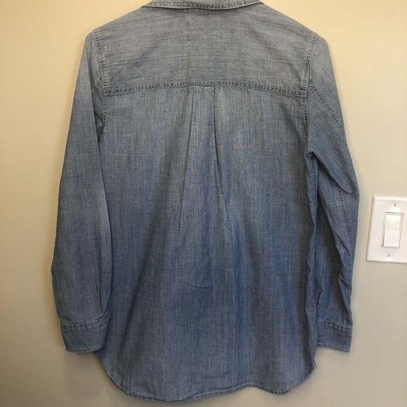 Madewell Women’s button down jean shirt size Small - Picture 8 of 9
